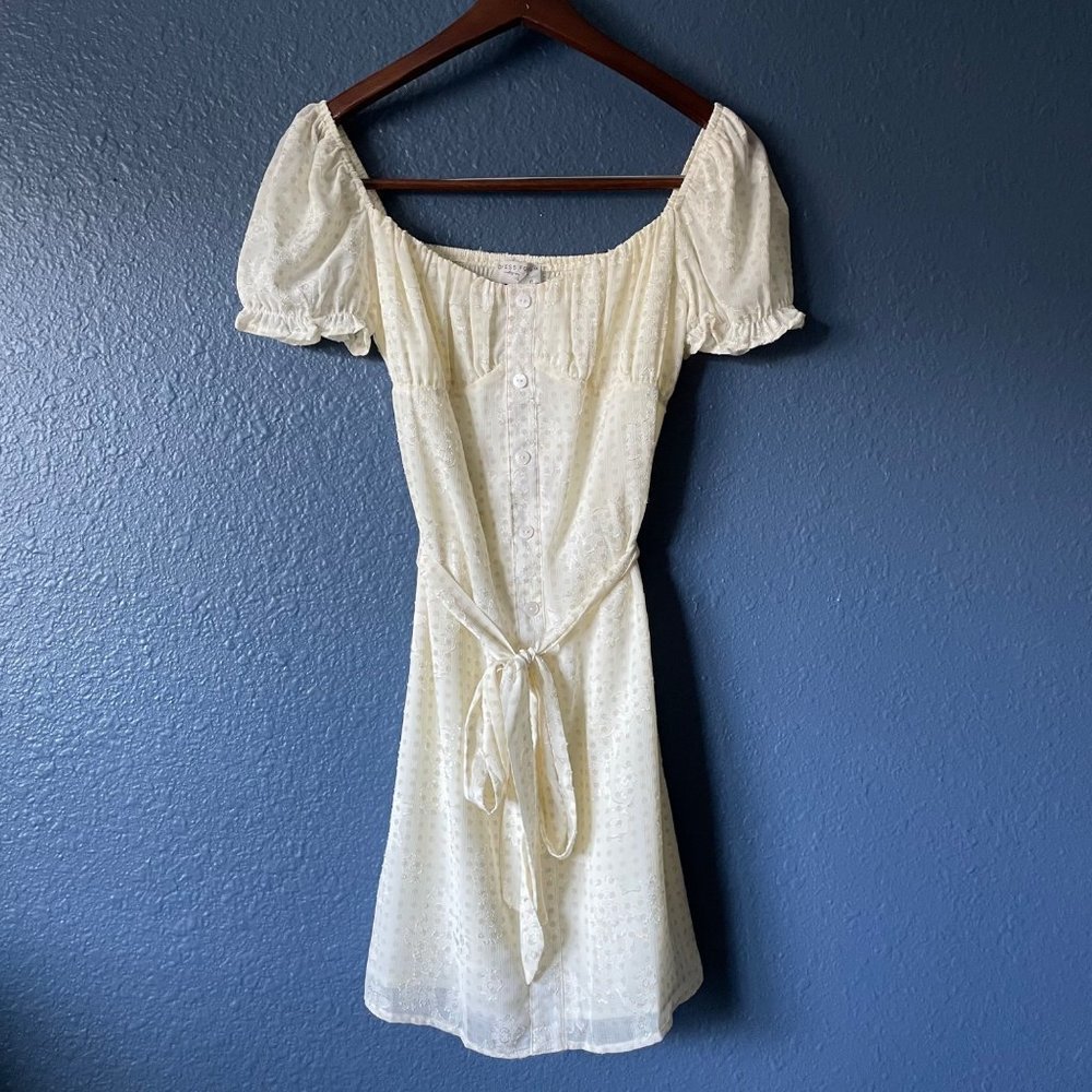 NWOT Dress Forum Ivory Swiss Dot Puff Sleeve Belted Dress Women's Size Small